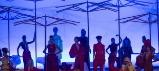 Desfile de abertura do Minas Trend Verão 2016: Predominância de cores quentes